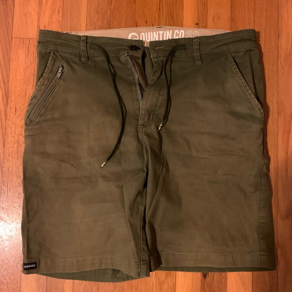 Quintin Co brown shorts size 32